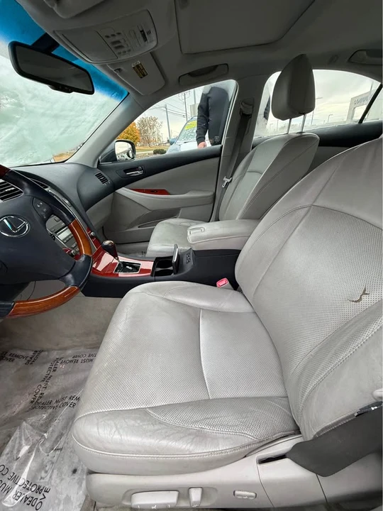2007 Lexus ES 5th Gen - Image 4 of 7