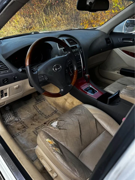 2007 Lexus ES 5th Gen - Image 9 of 17