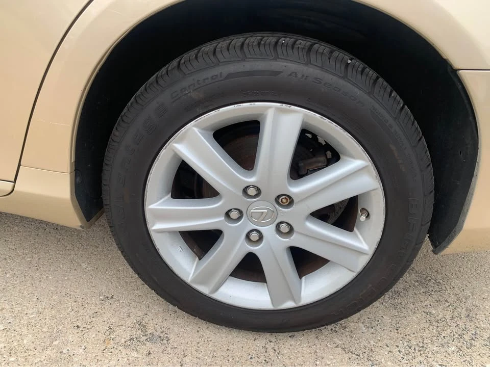 2007 Lexus ES 5th Gen - Image 10 of 12