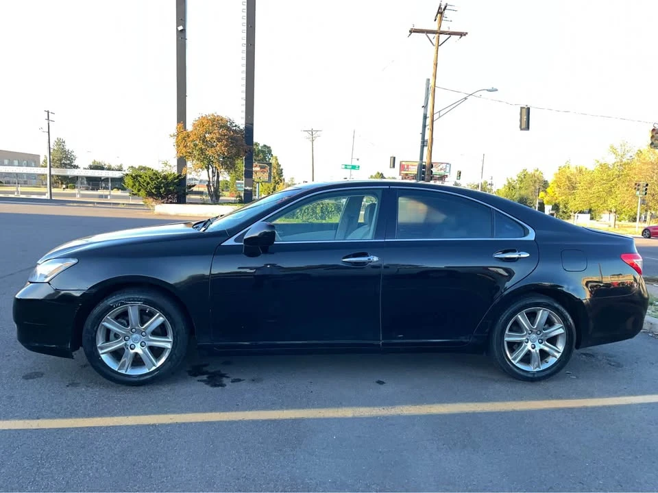 2007 Lexus ES 5th Gen - Image 2 of 13
