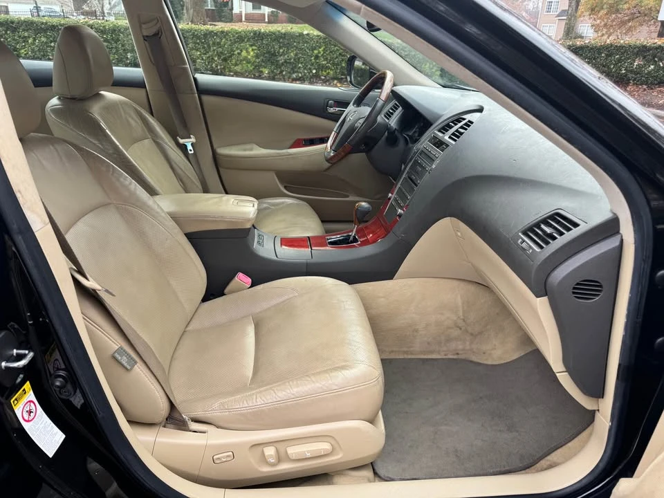 2007 Lexus ES 4th Gen - Image 12 of 20