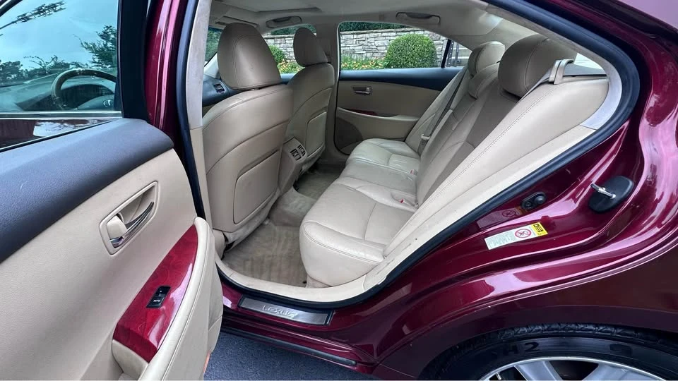 2007 Lexus ES 5th Gen - Image 16 of 18