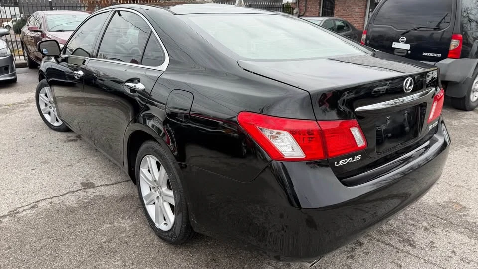 2007 Lexus ES 5th Gen - Image 4 of 16