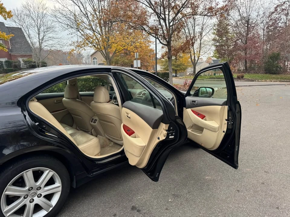 2007 Lexus ES 4th Gen - Image 3 of 20