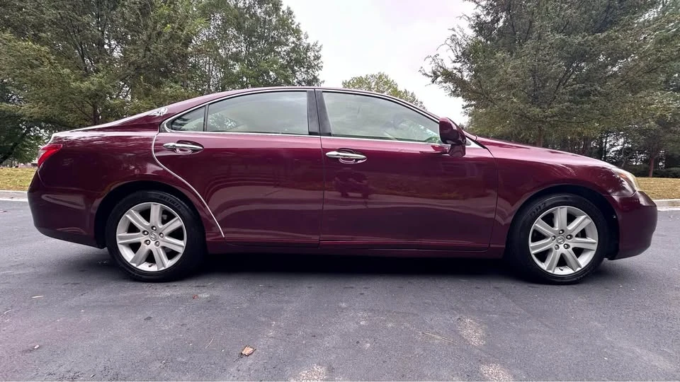 2007 Lexus ES 5th Gen - Image 5 of 18