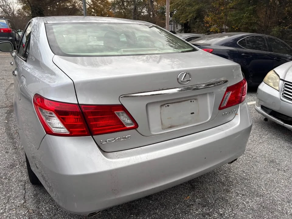 2007 Lexus ES 5th Gen - Image 4 of 13