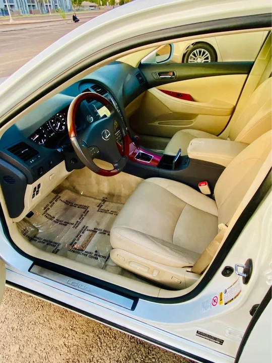 2007 Lexus ES 5th Gen - Image 5 of 8