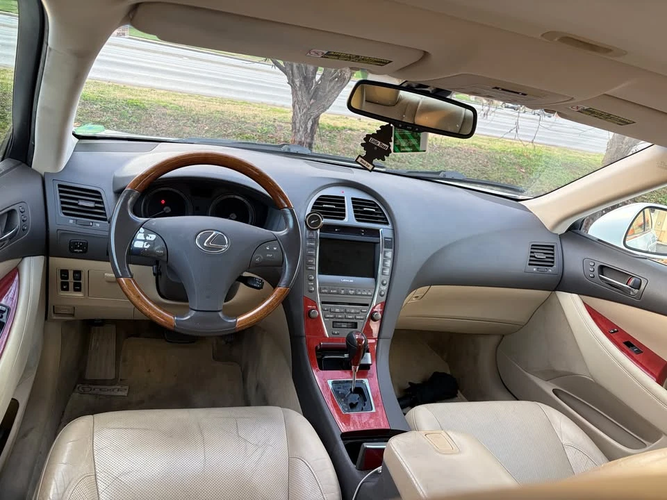 2007 Lexus ES 5th Gen - Image 2 of 6