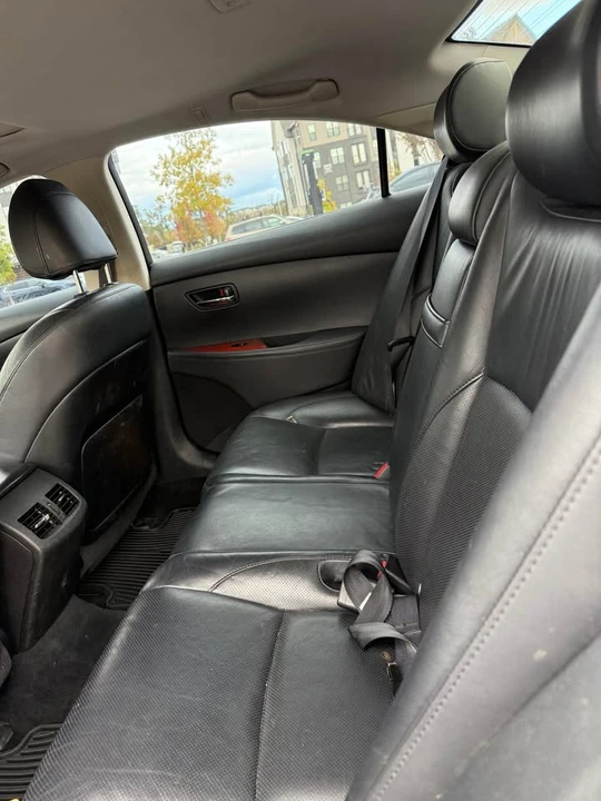 2007 Lexus ES 5th Gen - Image 6 of 8