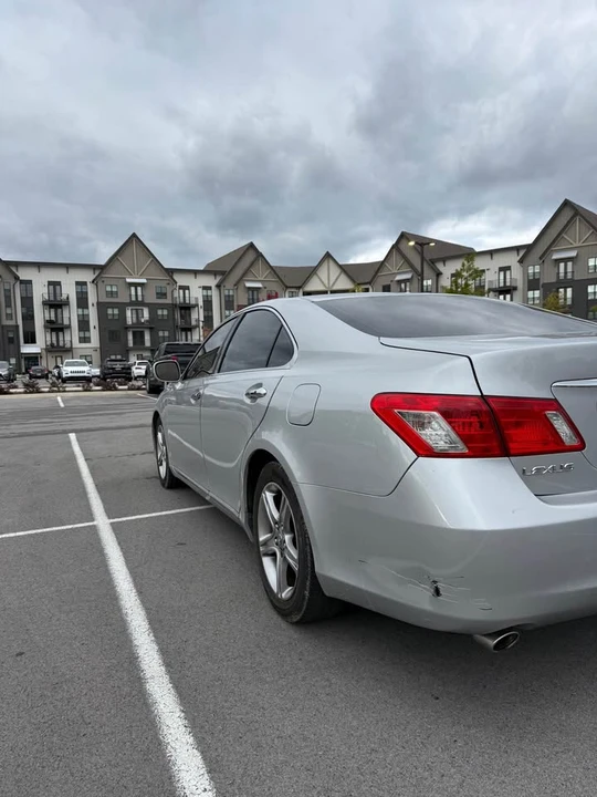 2007 Lexus ES 5th Gen - Image 5 of 8