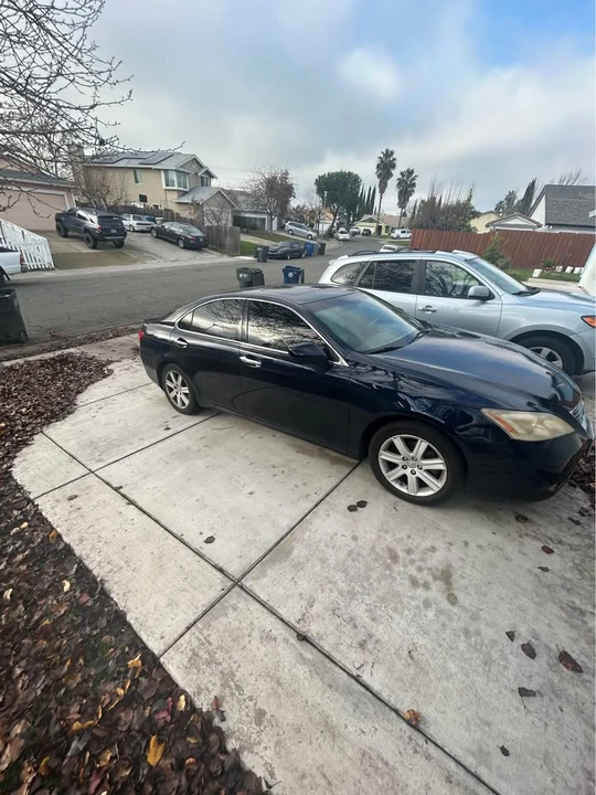 2007 Lexus ES 5th Gen - Image 2 of 7