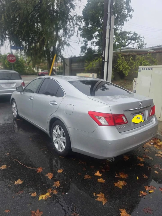 2007 Lexus ES 5th Gen - Image 7 of 10