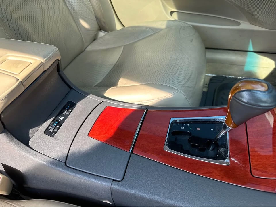 2007 Lexus ES 4th Gen - Image 12 of 14