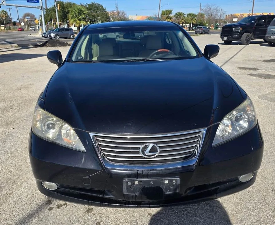 2007 Lexus ES 5th Gen - Image 2 of 10