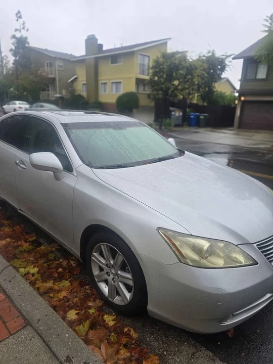 2007 Lexus ES 5th Gen - Image 4 of 10