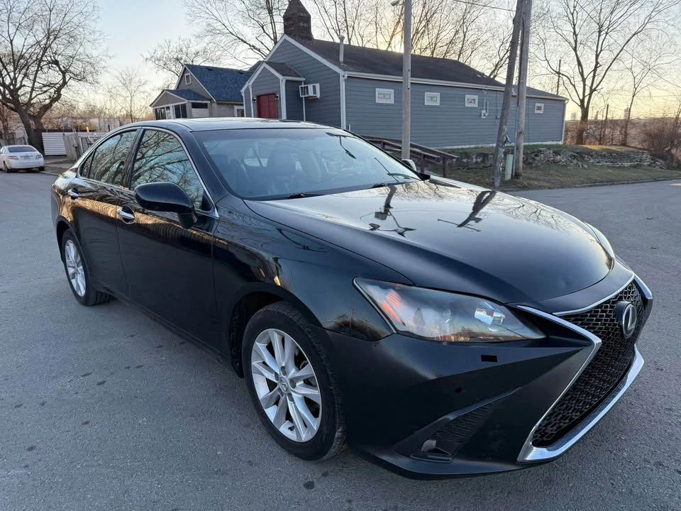 2007 Lexus ES 5th Gen - Image 2 of 11