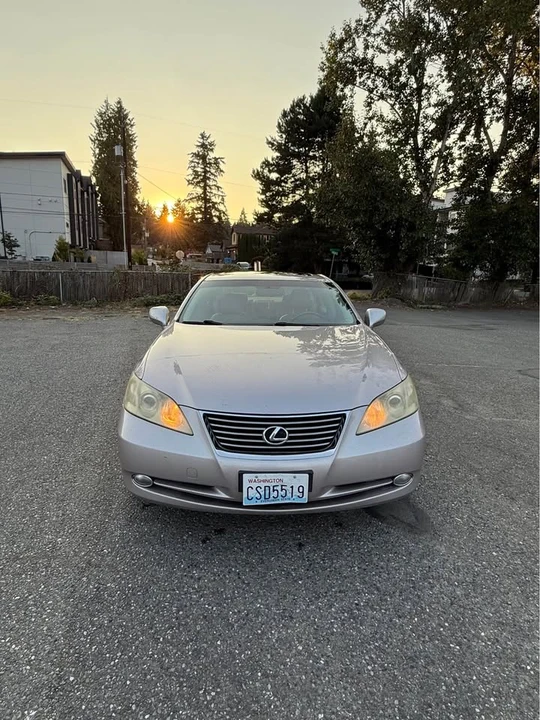2007 Lexus ES 5th Gen - Image 3 of 11