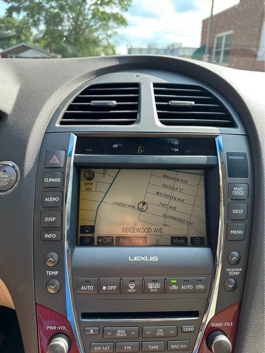 2007 Lexus ES 4th Gen - Image 7 of 14