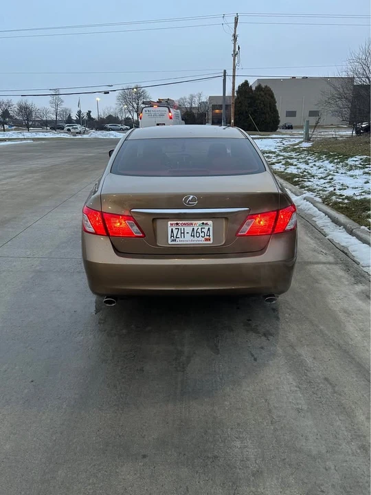 2007 Lexus ES 5th Gen - Image 4 of 11