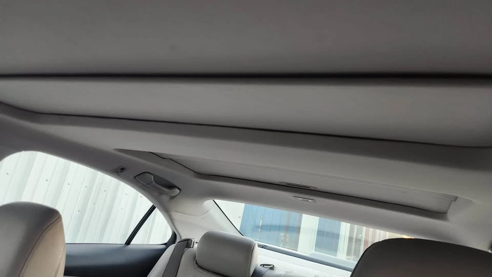 2007 Lexus ES 5th Gen - Image 12 of 13