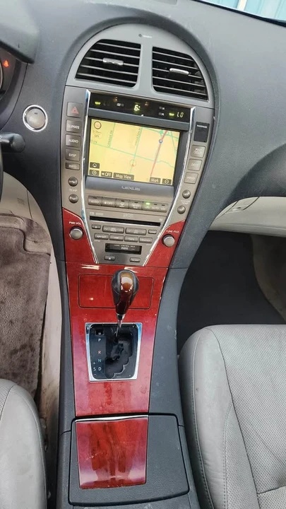2007 Lexus ES 5th Gen - Image 3 of 13