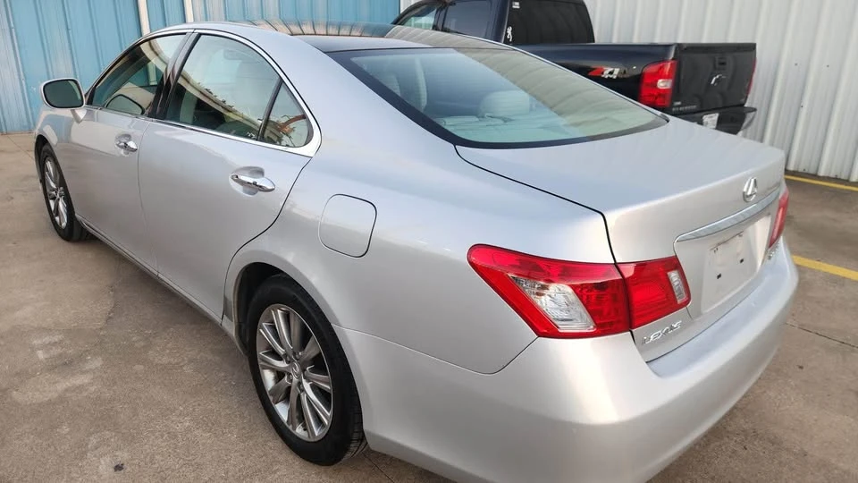2007 Lexus ES 5th Gen - Image 6 of 13