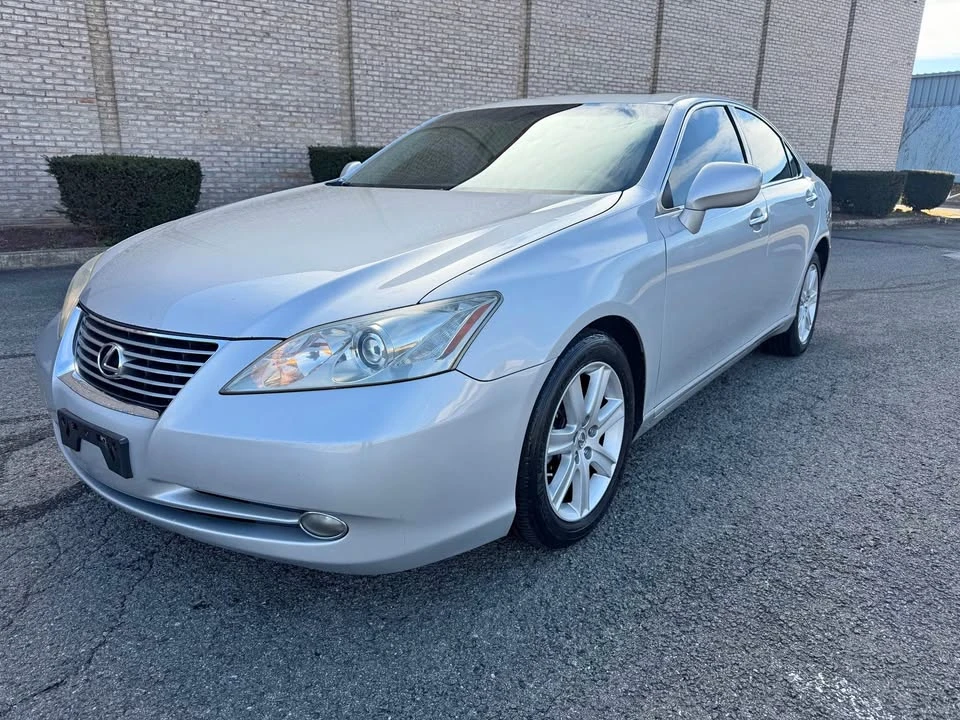 2007 Lexus ES 5th Gen - Image 2 of 14