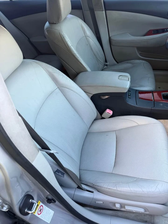 2007 Lexus ES 5th Gen - Image 11 of 14