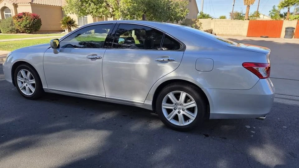 2007 Lexus ES 4th Gen - Image 4 of 9