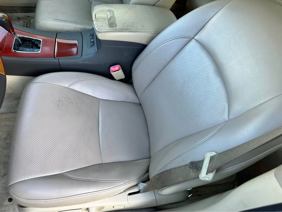 2007 Lexus ES 5th Gen - Image 11 of 13