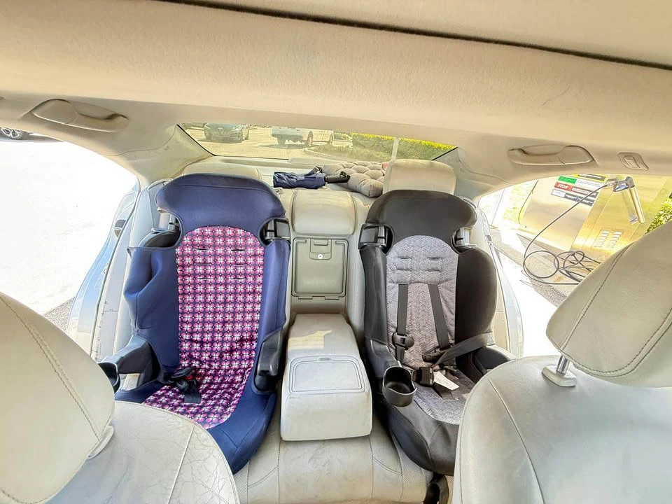 2007 Lexus ES 5th Gen - Image 9 of 16