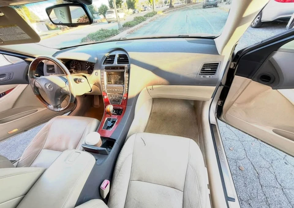 2007 Lexus ES 5th Gen - Image 10 of 11