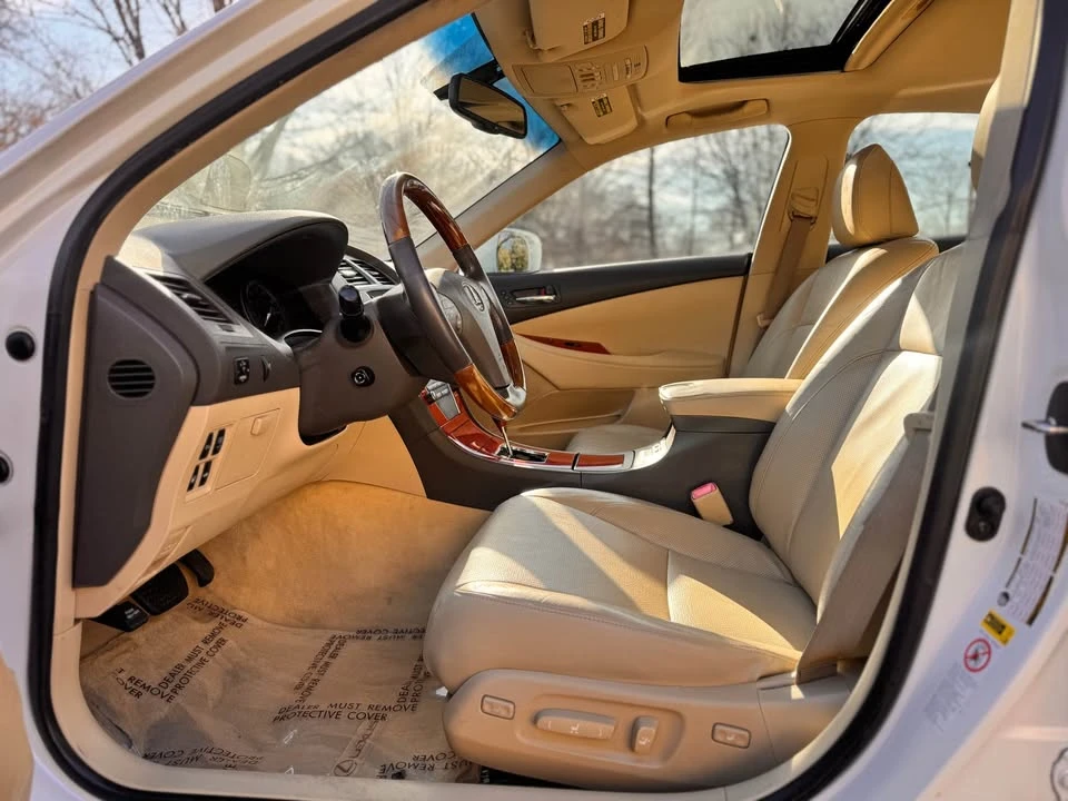 2007 Lexus ES 5th Gen - Image 12 of 20