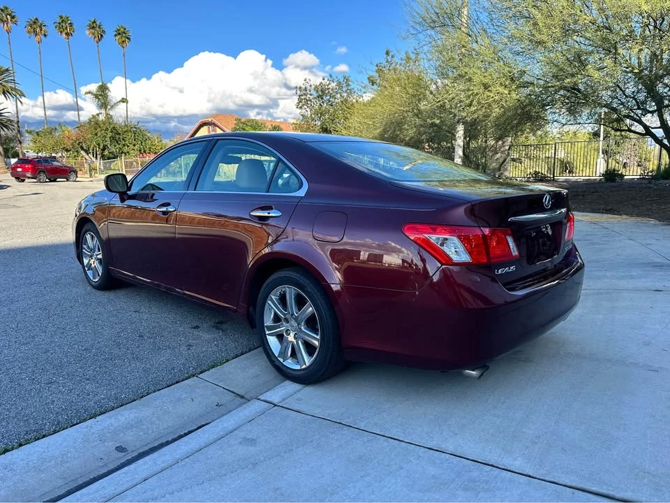 2007 Lexus ES 5th Gen - Image 3 of 13