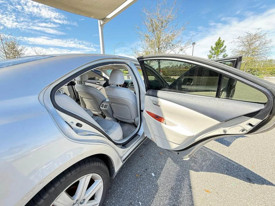 2007 Lexus ES 5th Gen - Image 6 of 16