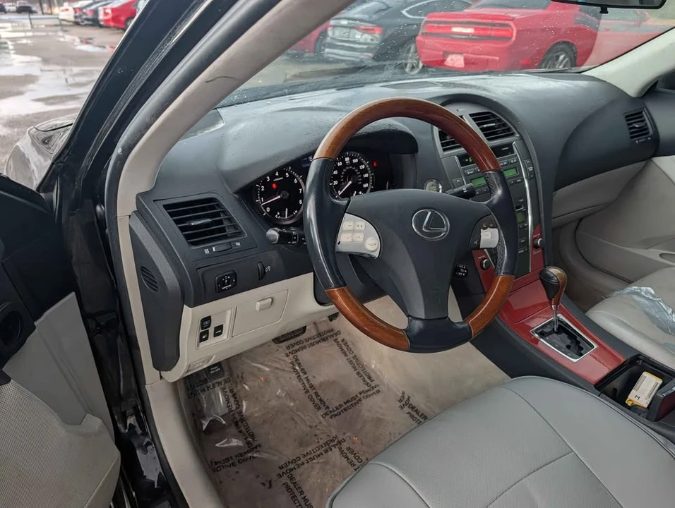 2007 Lexus ES 5th Gen - Image 9 of 12