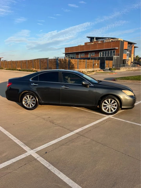 2007 Lexus ES 5th Gen - Image 19 of 19