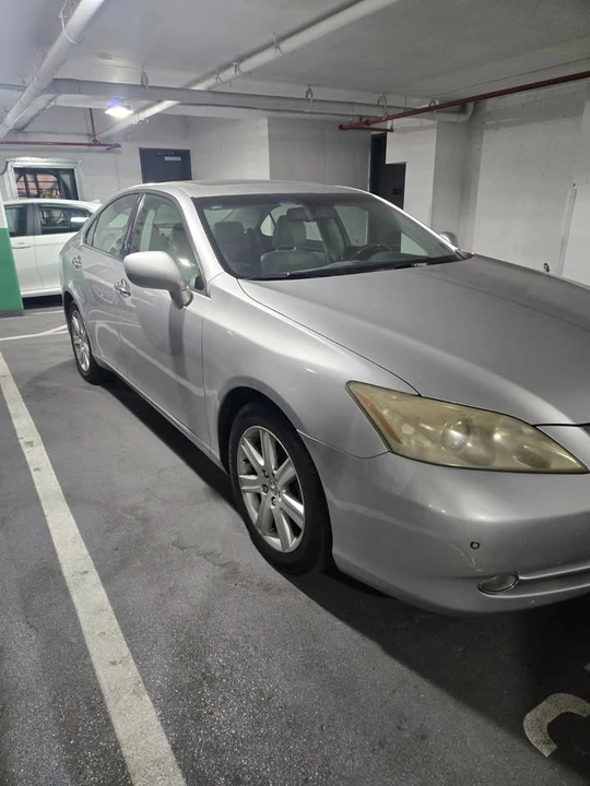 2007 Lexus ES 5th Gen - Image 4 of 8