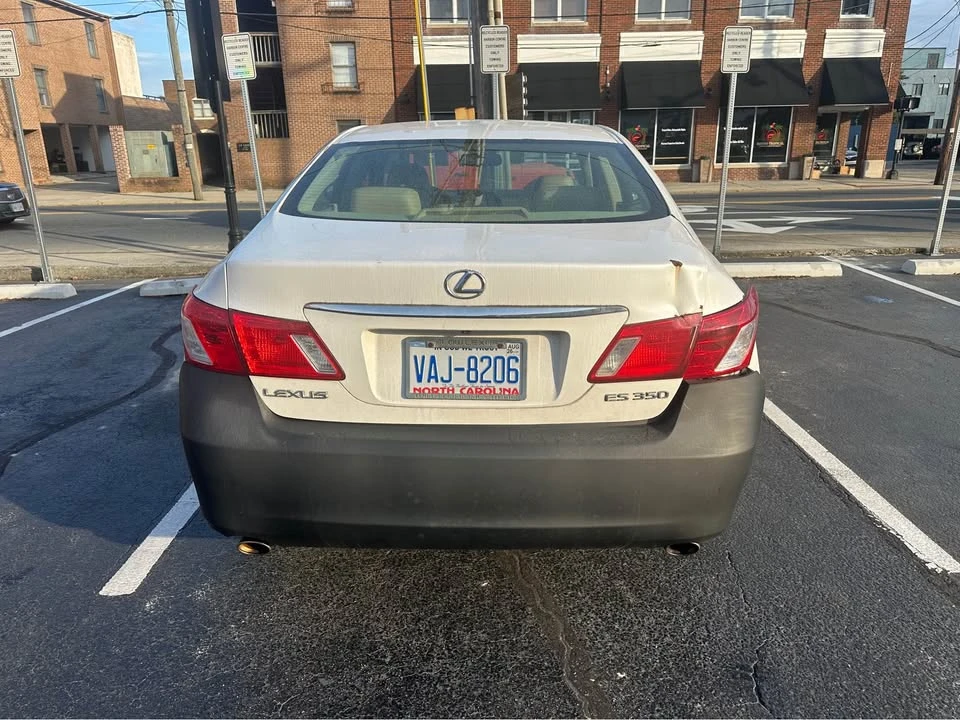 2007 Lexus ES 4th Gen - Image 4 of 7