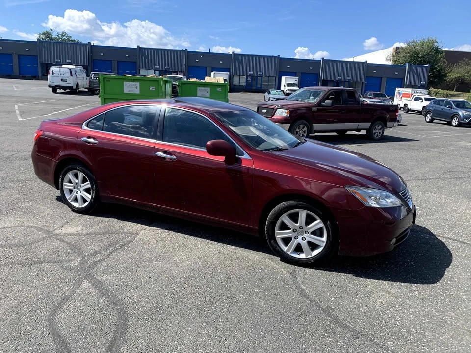 2007 Lexus ES 5th Gen - Image 2 of 6
