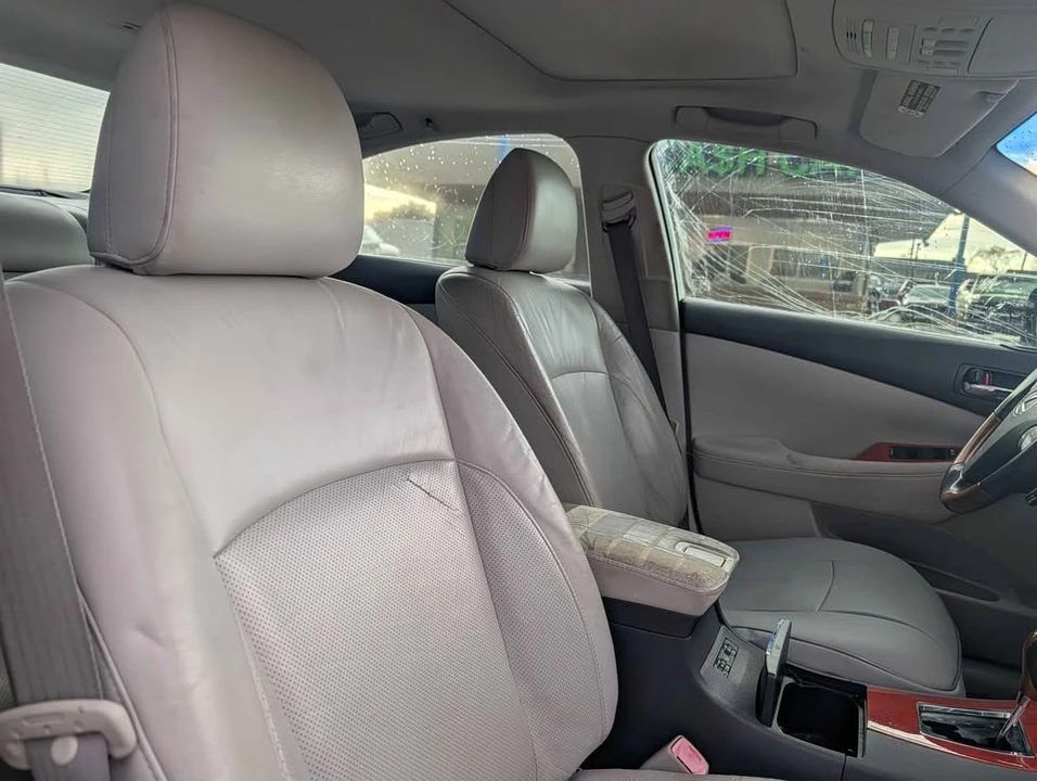 2007 Lexus ES 5th Gen - Image 10 of 12