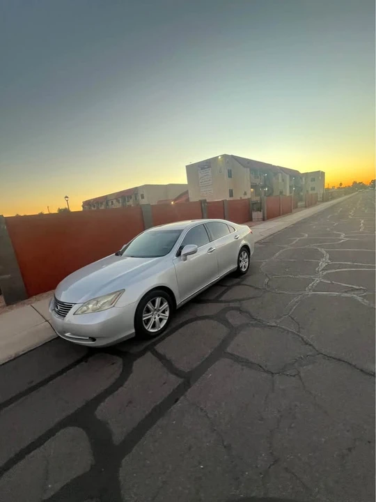 2007 Lexus ES 4th Gen - Image 2 of 5