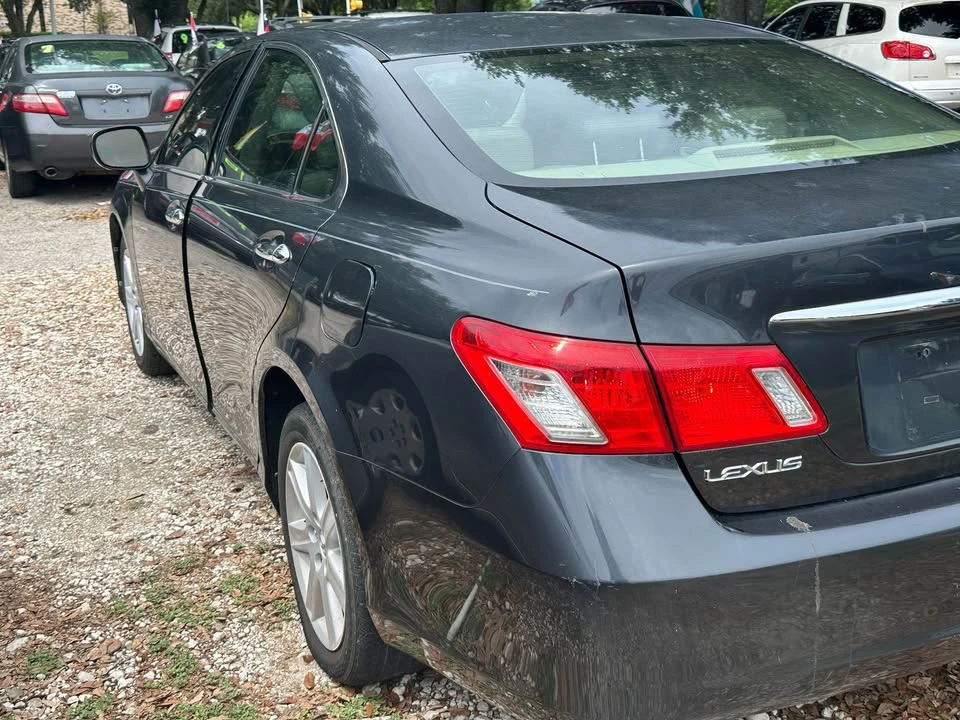 2007 Lexus ES 5th Gen - Image 8 of 18