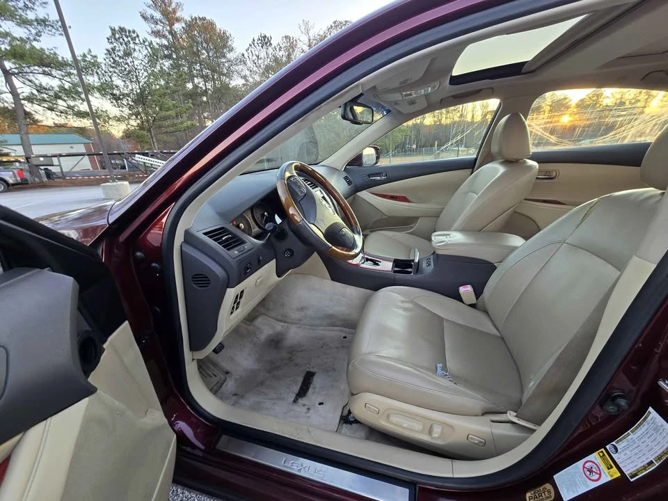 2007 Lexus ES 5th Gen - Image 10 of 18