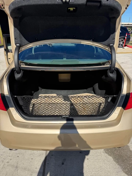 2007 Lexus ES 5th Gen - Image 15 of 15