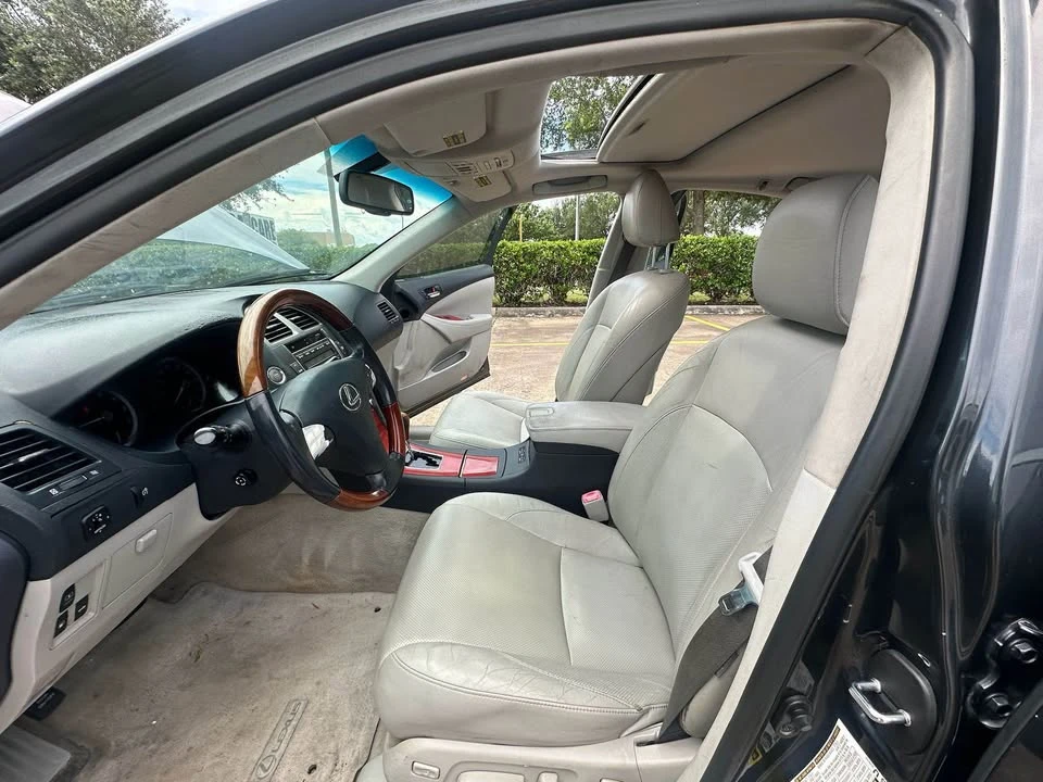 2007 Lexus ES 5th Gen - Image 2 of 18