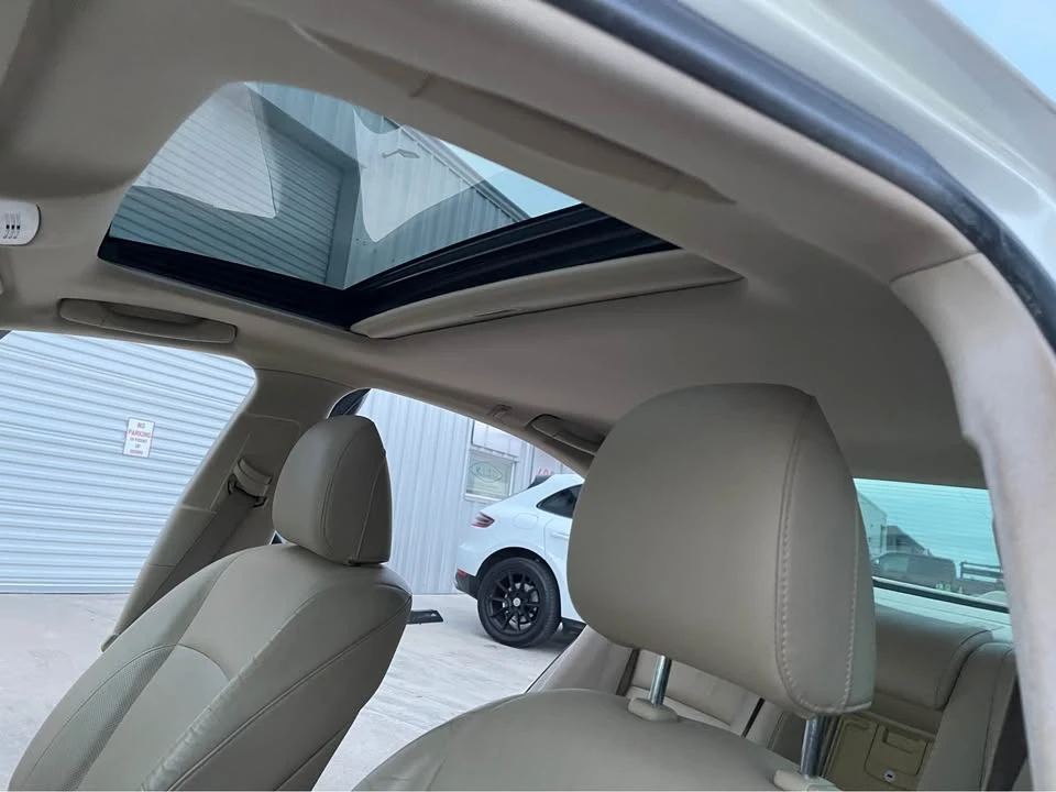 2007 Lexus ES 5th Gen - Image 11 of 20