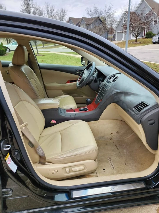 2007 Lexus ES 5th Gen - Image 8 of 12