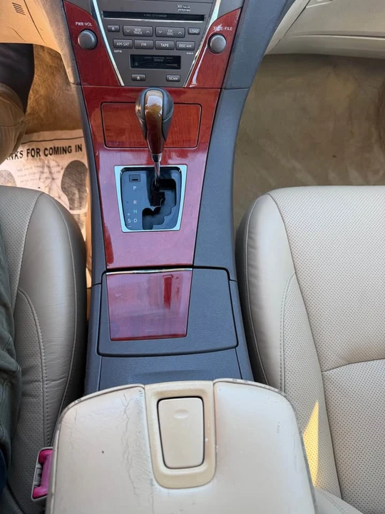 2007 Lexus ES 5th Gen - Image 14 of 15