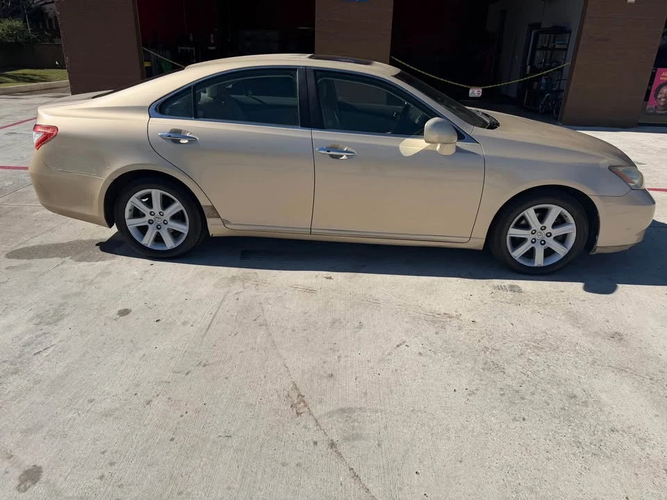 2007 Lexus ES 5th Gen - Image 6 of 15